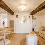 Apartament La Casa — Joli Nid Douillet Place St-sauveur Caen