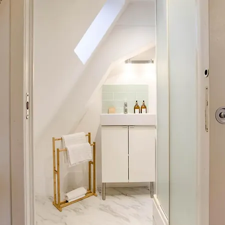 شقة La Casa — Joli Nid Douillet Place St-sauveur