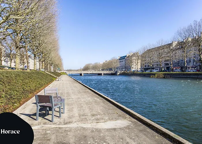 Apartmán La Casa — Joli Nid Douillet Place St-sauveur *